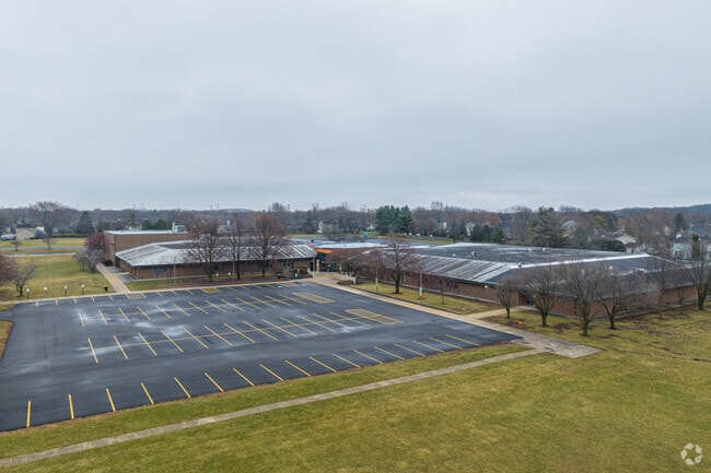 Madison Jr High School has a student-teacher ratio of 14 to 1.