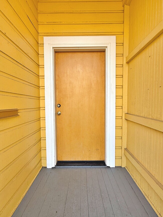 4612 SE Taylor St, Portland, OR 97215 - photo 2