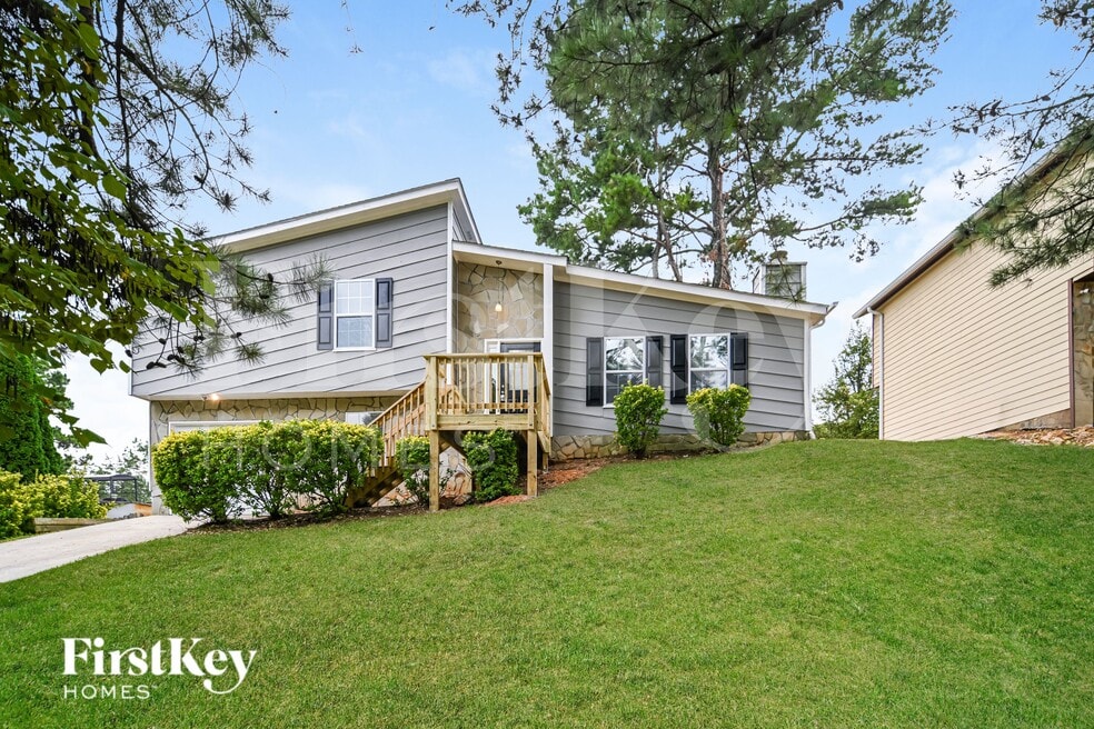 3782 N Camp Creek Pkwy SW, Atlanta, GA 30331 - photo 1