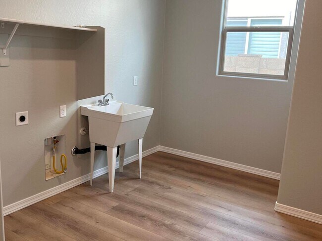 8914 N Needle Rock Rd, Prescott Valley, AZ 86315 - photo 4