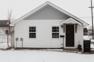 307 W 1st St, Wayne, NE 68787