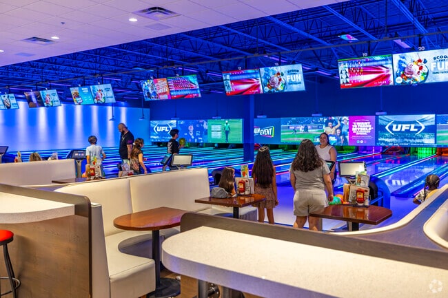 Main Event Tucson near Tres Pueblos is where families come to play, laugh, and compete under one roof.