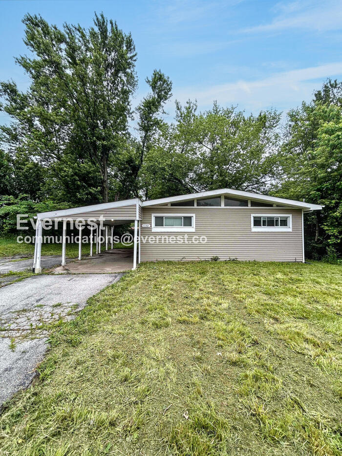 1130 Trampe Ave, Saint Louis, MO 63138 - photo 1