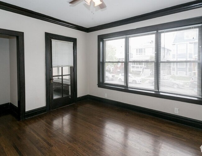 3825 N Drake Ave unit 3, Chicago, IL 60618 - photo 6