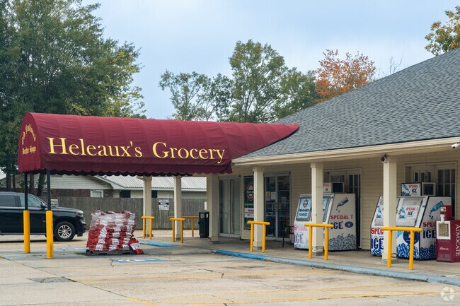 Heleaux's Grocery is an independently owned grocery store in Kaliste Saloom.