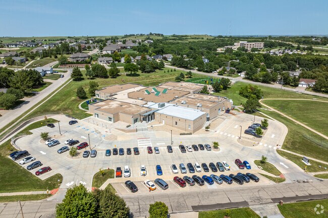 The student population is made up of 49% female students and 51% male students.