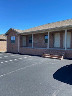 151 St George Ln, Harrogate, TN 37752