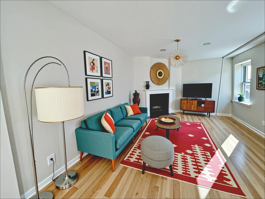 1661-1663 Washington St. Unit 303