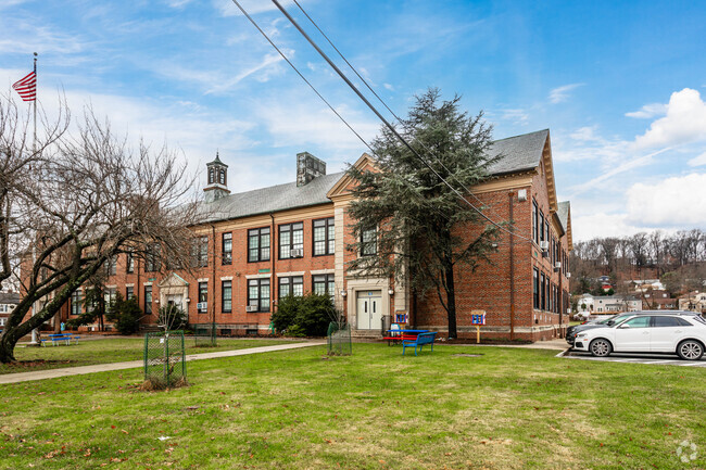 Kelly Elementary School