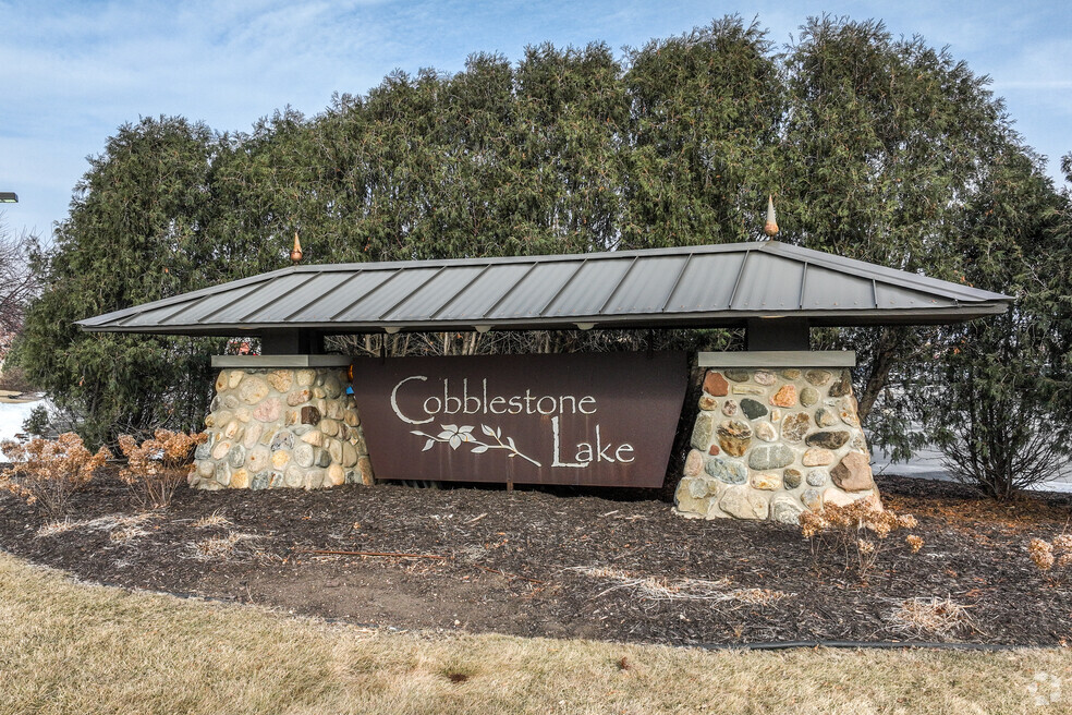 NH_CobblestoneLake_560012_Phase2_V1_CKM_022025