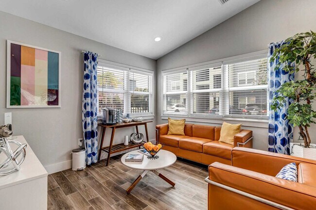 Citrus Run, Tampa, FL 33615 - photo 3