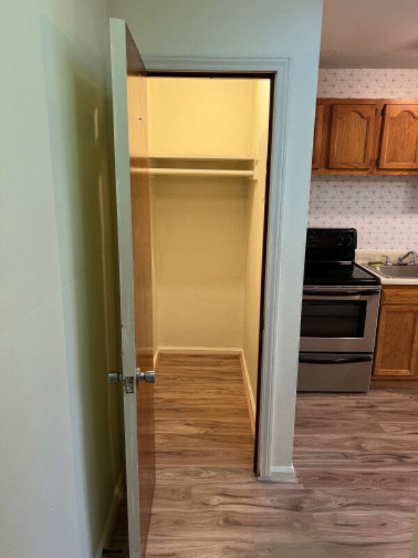 1678 Fort St unit 1, Lincoln Park, MI 48146 - photo 6