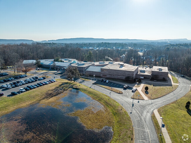 Middle School of Plainville has a student to teacher ratio of 11:1.