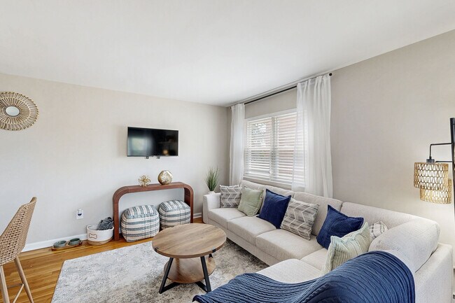 The Crossings at Menlo Park, Edison, NJ 08837 - photo 6