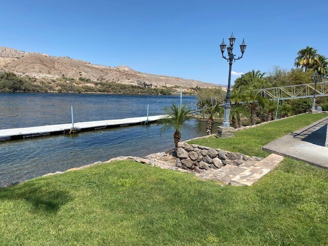 1663 Az-95 unit C11, Bullhead City, AZ 86442 - photo 6