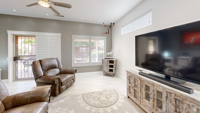 16232 W Montoya Dr, Surprise, AZ 85374 - photo 2