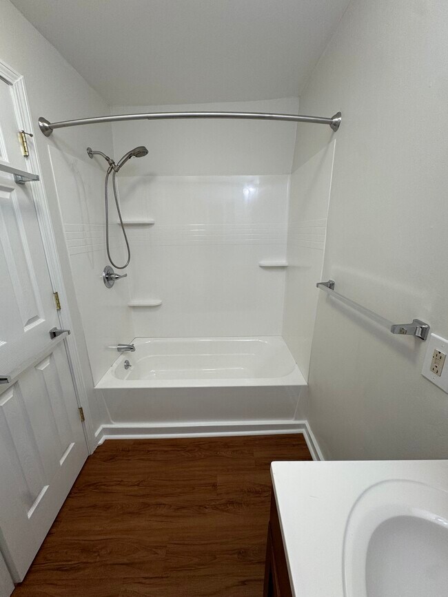 178 Carroll St unit 178, Keene, NH 03431 - photo 7