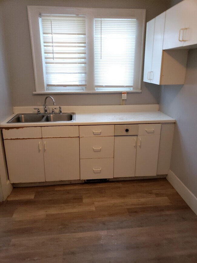 59 N Arlington St Unit 1, Akron, OH 44305