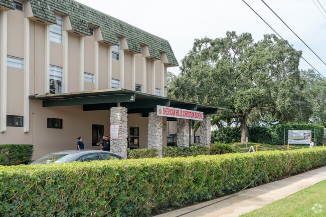 Sheridan Hills Christian School main entrance