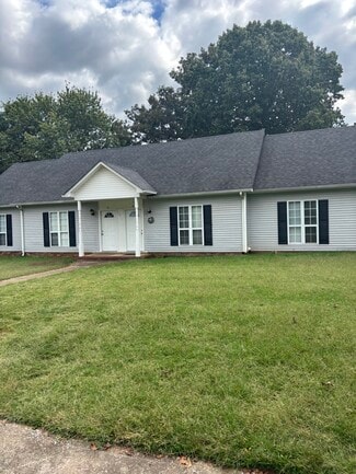 1611 Briarwood Dr, Lawrenceburg, TN 38464