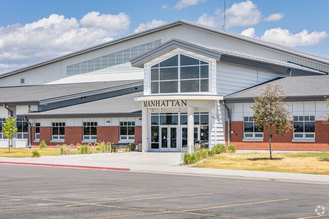 Manhattan Junior High School