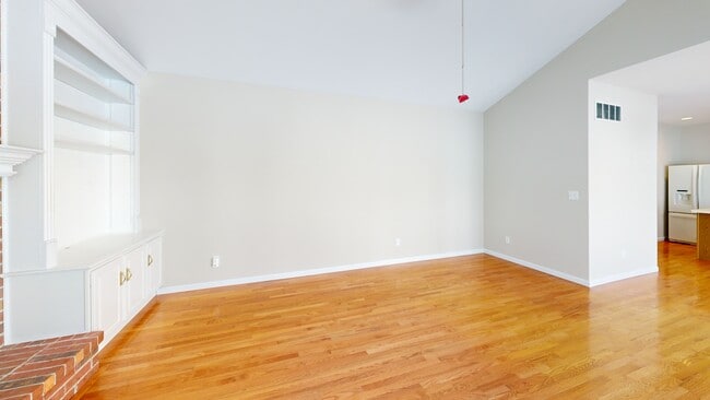 93 Arapahoe Basin Ct, O Fallon, MO 63368 - photo 2