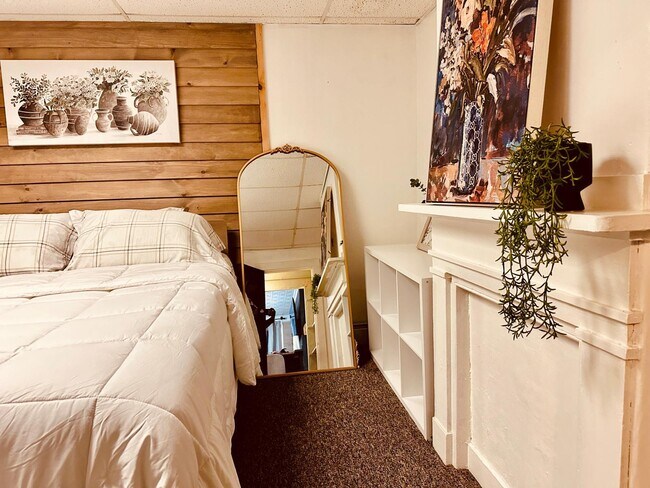 169 W Broadway unit B, Bangor, ME 04401 - photo 5