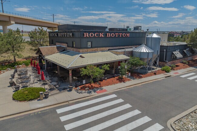 Rock Bottom restaurant has a nice outdoor patio.