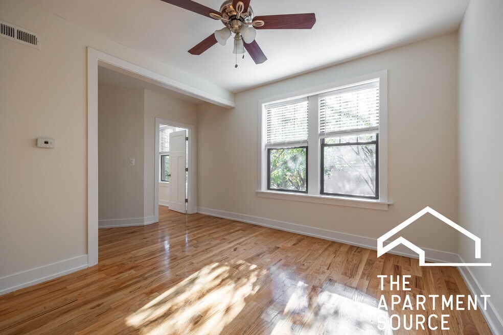 3904 N Janssen Ave unit 2, Chicago, IL 60613 - photo 1