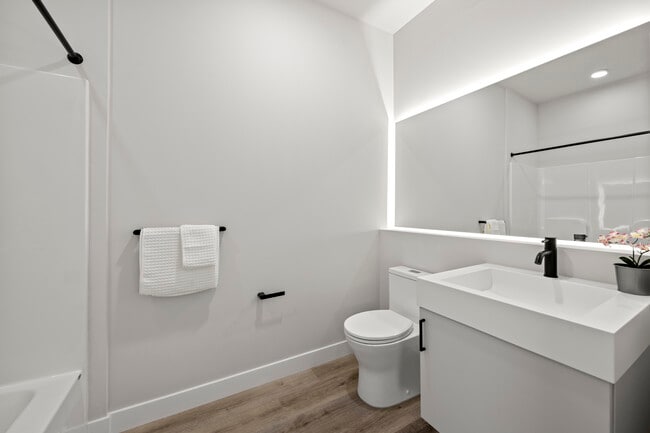 The Parkline, Los Angeles, CA 90012 - photo 3