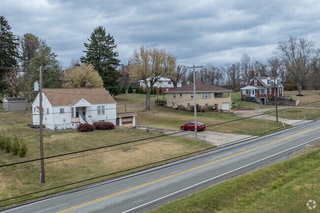 Housing with large lots can be found throughout the neighborhood of Hanover Township.