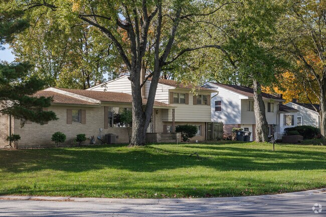 Find Stunning split-level homes at Village Woods in Fort Wayne.
