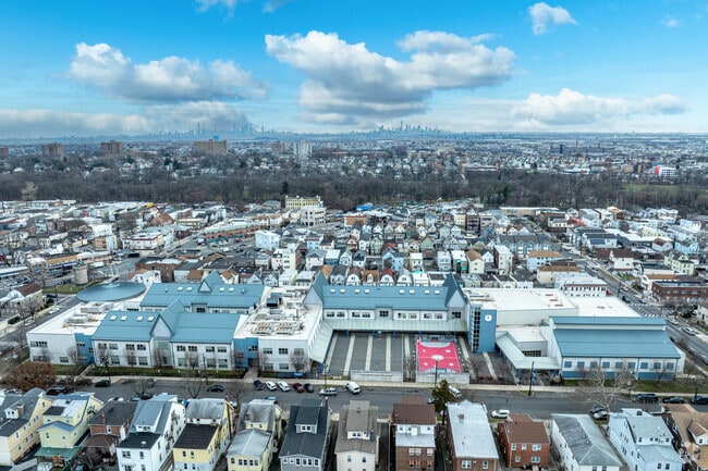 First Avenue Elementary School prepares young minds for the world.