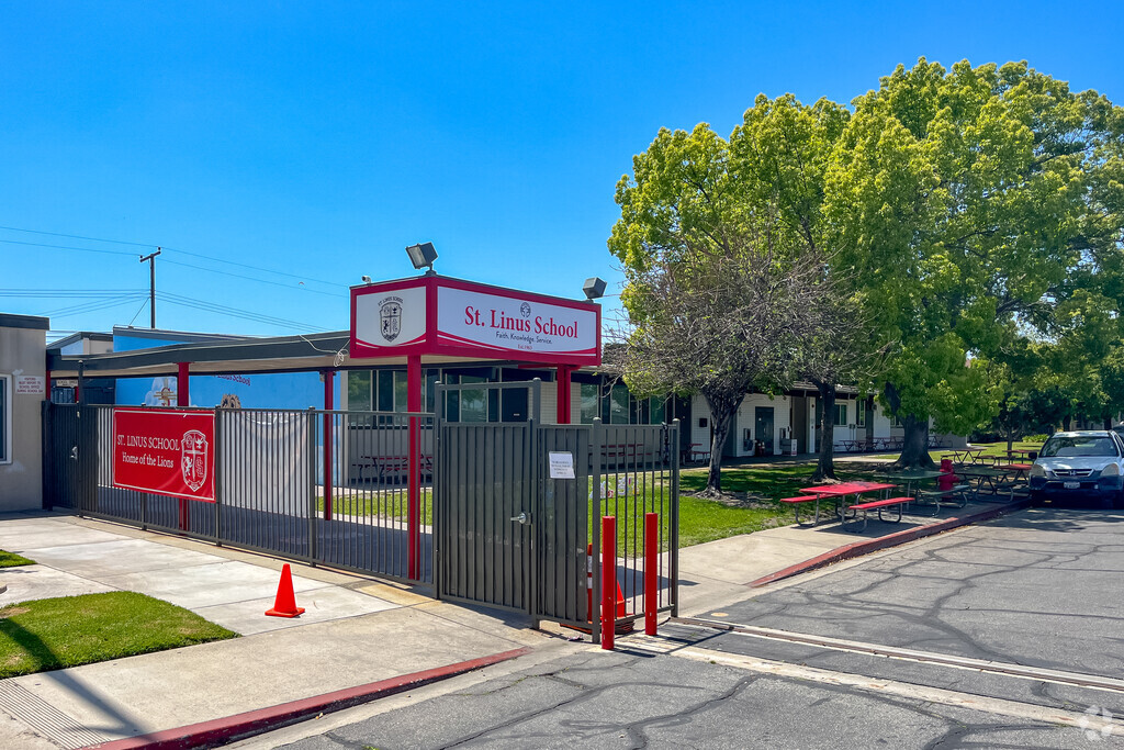 St. Linus Elementary School is a private school located in Norwalk, CA.