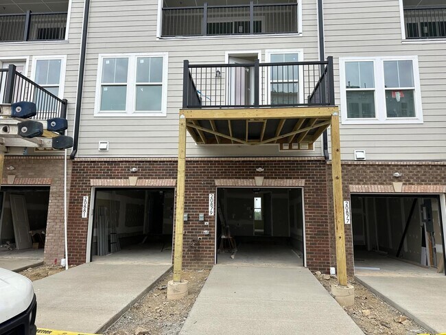 Goose Creek Village, Ashburn, VA 20147 - photo 5