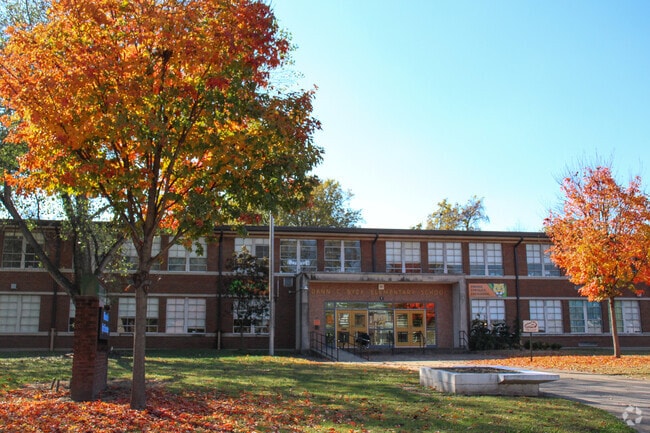 Byck Elementary School provides education in the neighborhood of 
Russell.