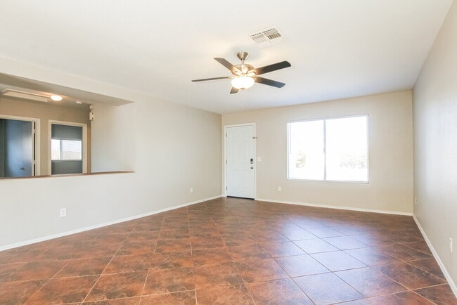 11509 W Bloomfield Rd, El Mirage, AZ 85335 - photo 3