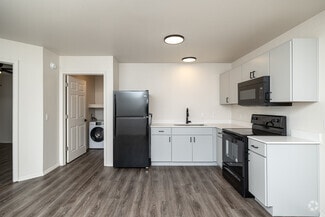 305-317 Berry St, Springdale, AR 72764