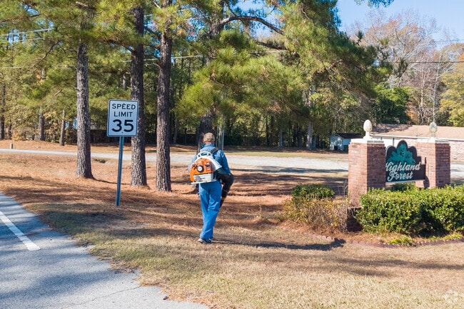 Quiet, everyday routines reflect Far North Columbia’s laid-back pace.