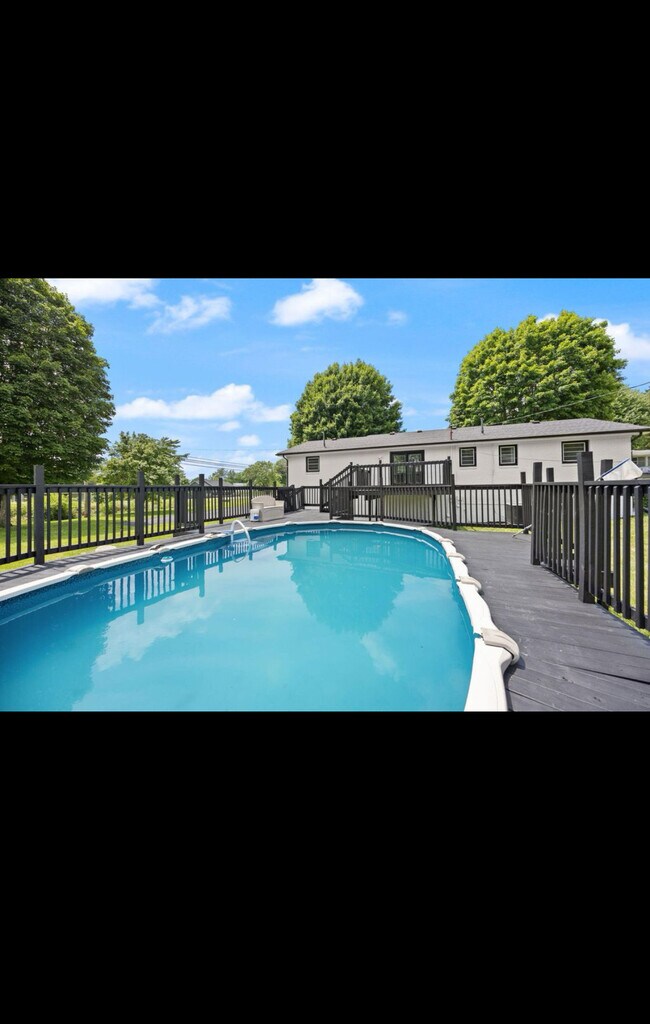 100 N Brookhaven Dr, Somerset, KY 42501