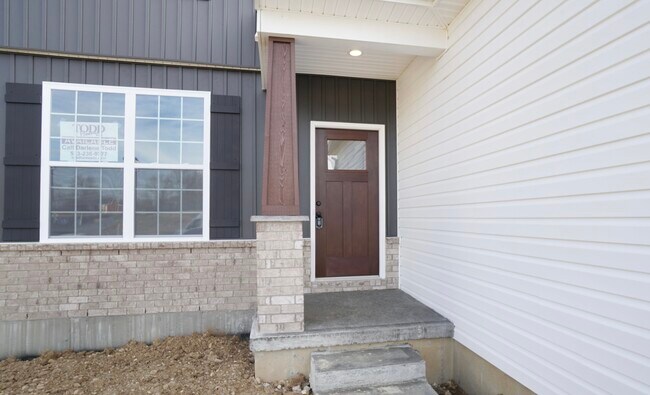 306 Brampton Place unit 36665862, Trenton, OH 45067 - photo 2