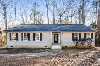 7022 S Nottingham Rd, Jonesboro, GA 30236