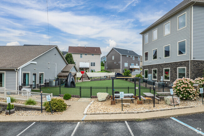 Amplify Children's Academy serves the area for parents wanting a pre-K and kindergarten option.