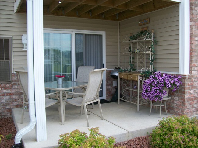 Waters Edge, Whitewater, WI 53190 - photo 5