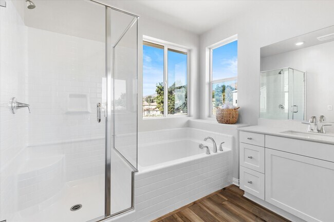 29263 Crescent Way unit 36582924, Highland, CA 92346 - photo 7