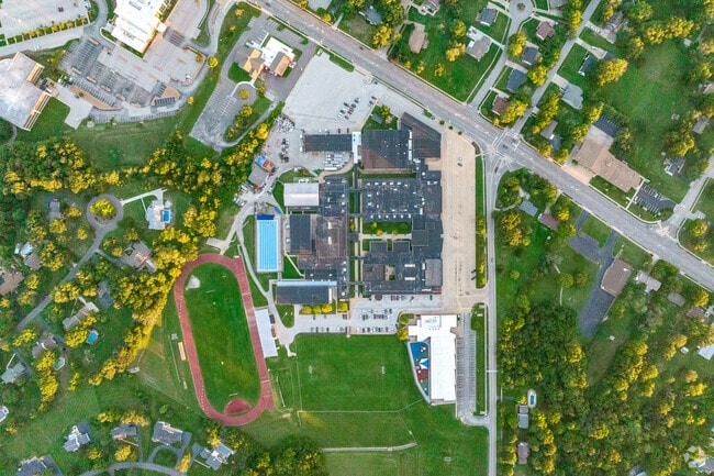 Crestview Middle School has many amenities on their campus.