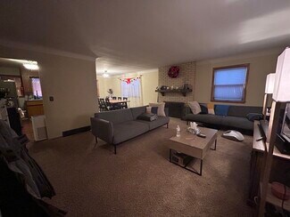 1408 Winchell St Unit 2, Saint Paul, MN 55106