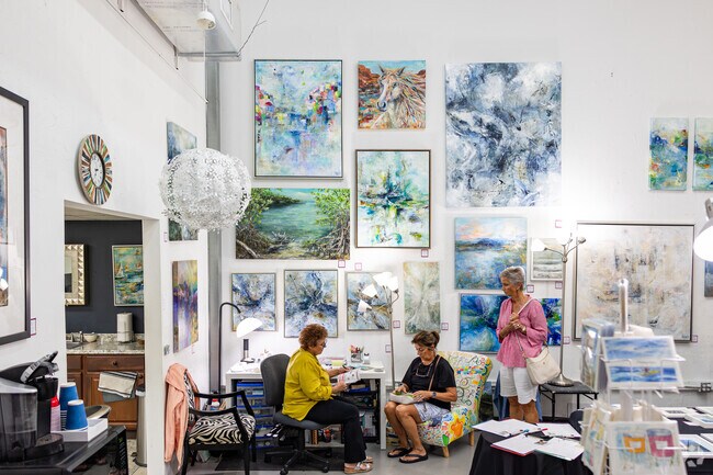 Naples Arts District lets Marbella Isles residents peak into the local art world.