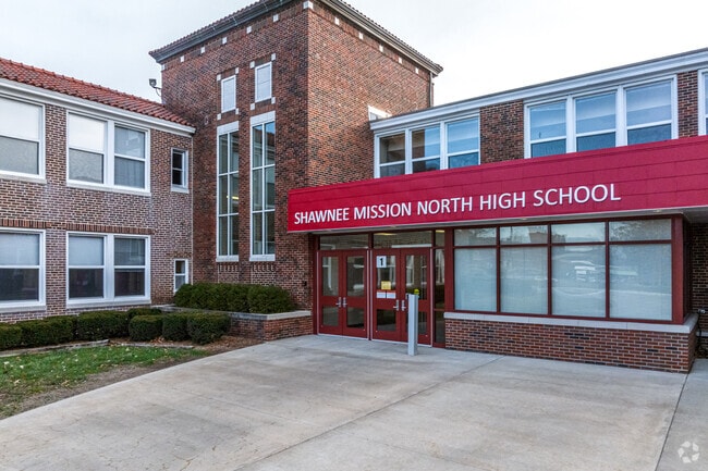 Shawnee Mission North High School has offers electives that students love.