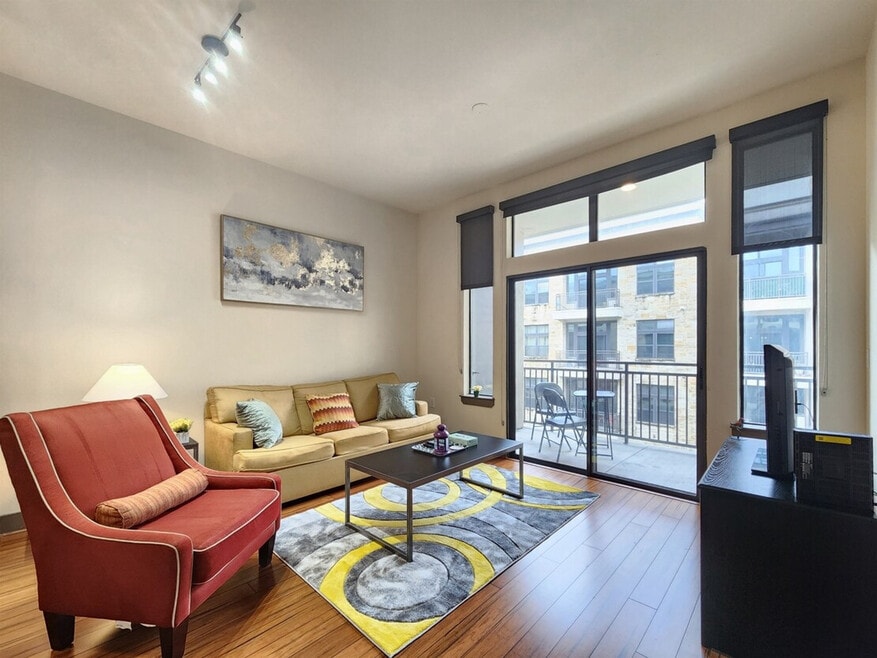 2626 Sage Rd unit ID1359171P, Houston, TX 77056 - photo 1